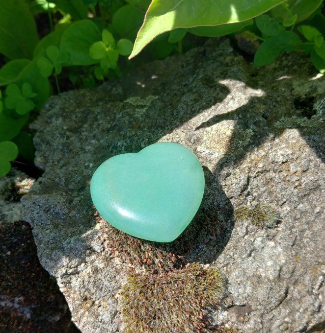 COEUR EN AVENTURINE A POSER 