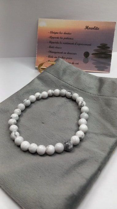 HOWLITE  